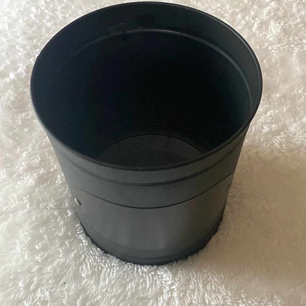 NWT-metal canister with chalkboard paint-plastic liner in bottom only
